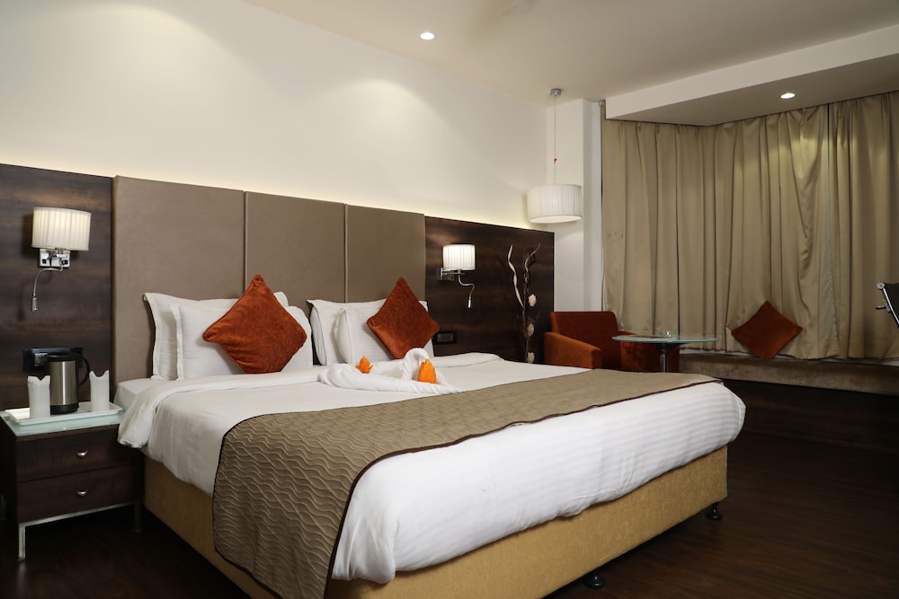Hotel 5 Flowers 20/61