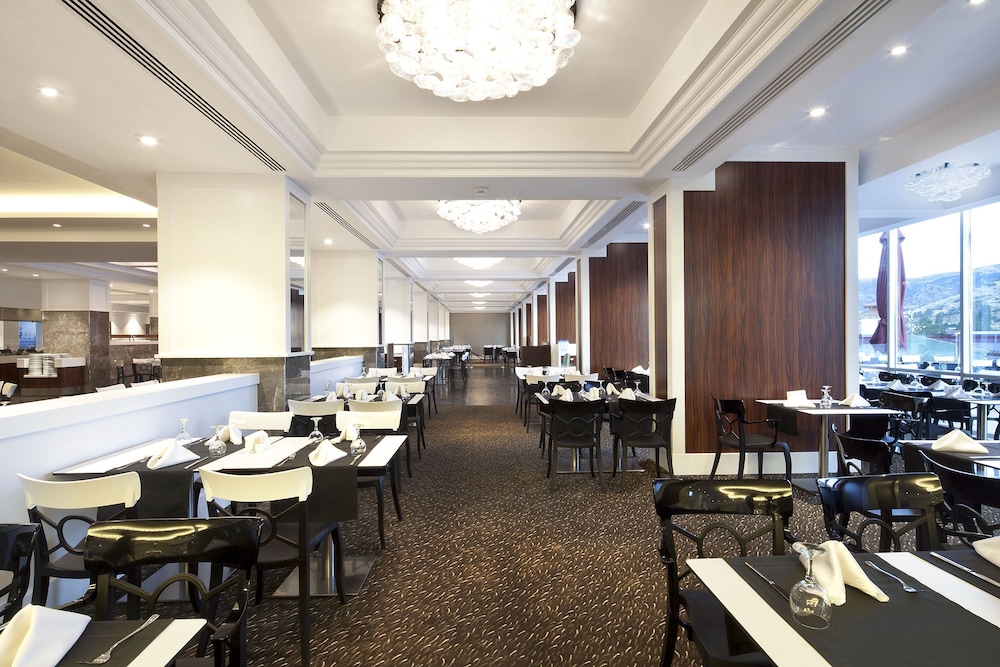 Ikbal Thermal Hotel And Spa 65/74