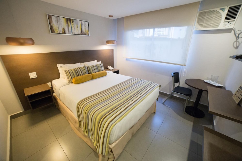 HOTEL OJOS DEL RIO 18/50