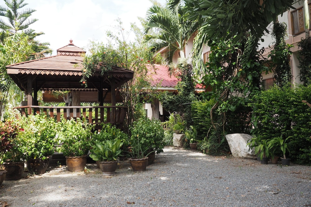 Phutawan Kan Resort 8/42