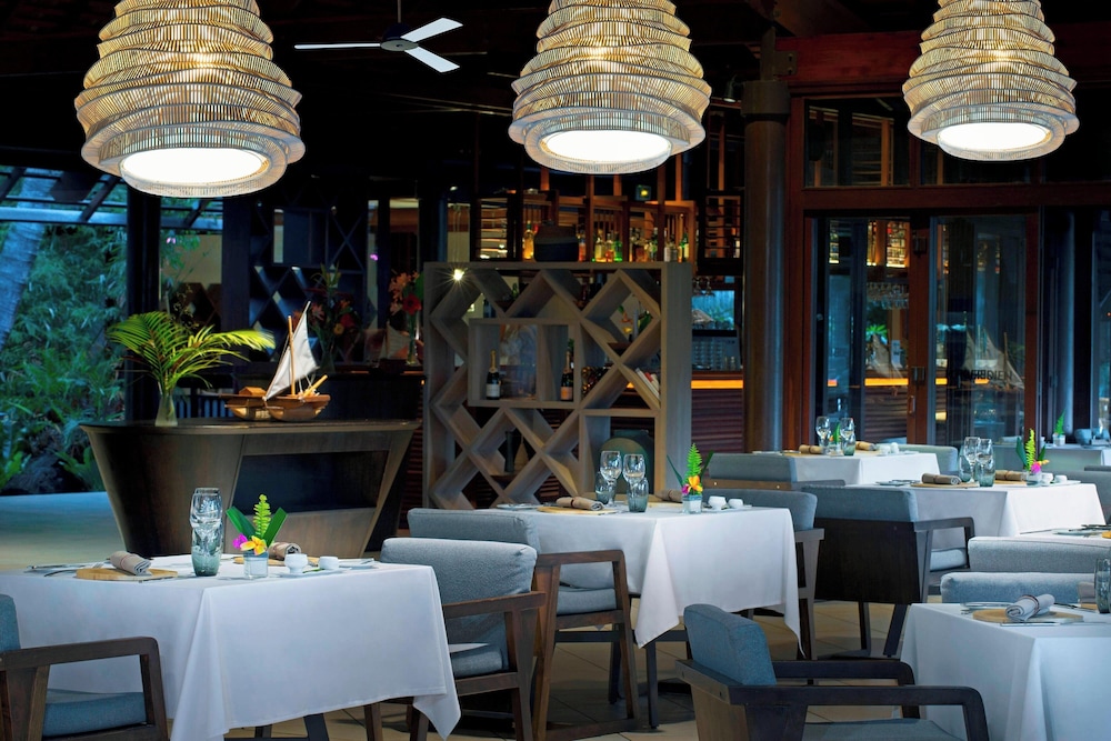 LE MERIDIEN ILE DES PINS 35/50