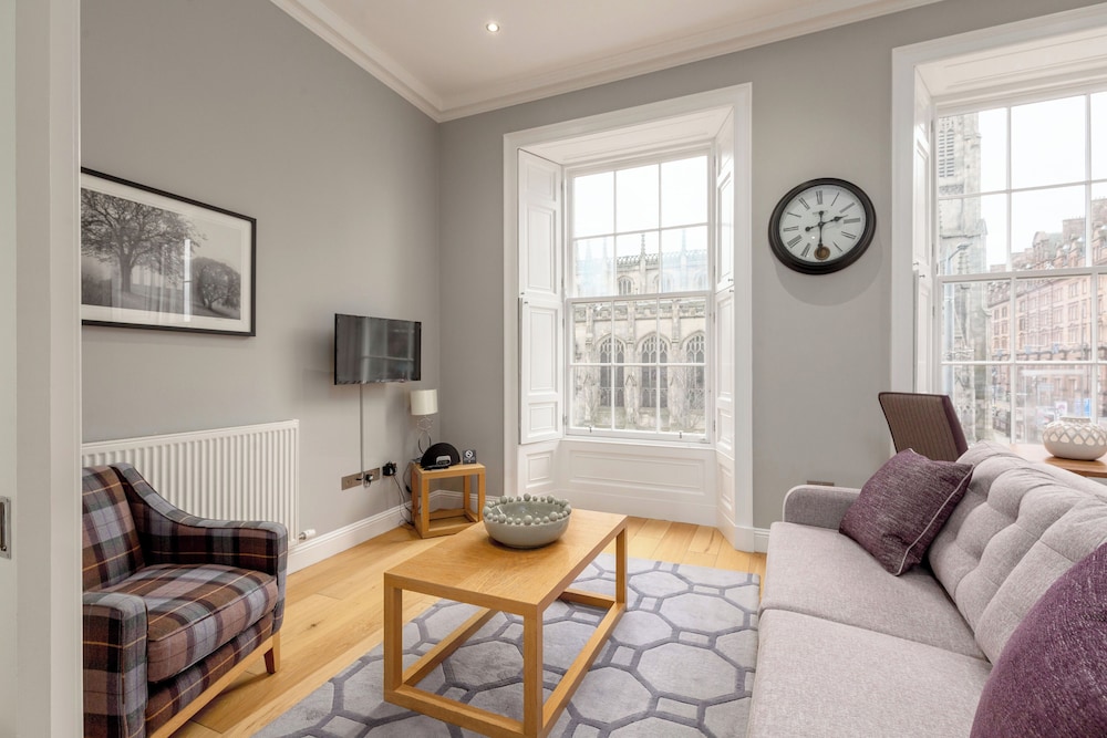 Destiny Scotland - Princes St Residence 33/50