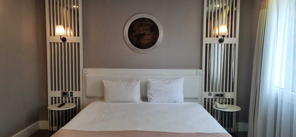 Mia Berre Hotels Istanbul 20/50
