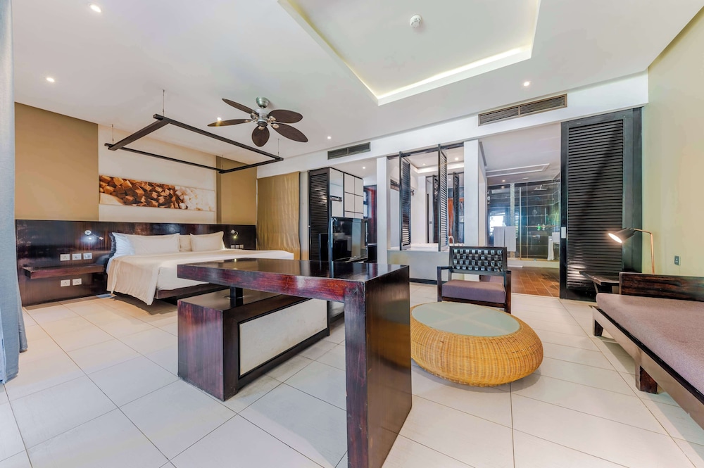 Crystals Beach Resort Belle Mare, a member of Radisson Individuals 36/56