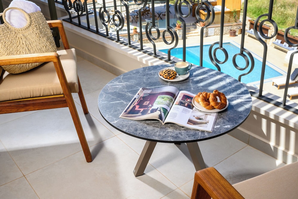 Elisso Hotel 31/50