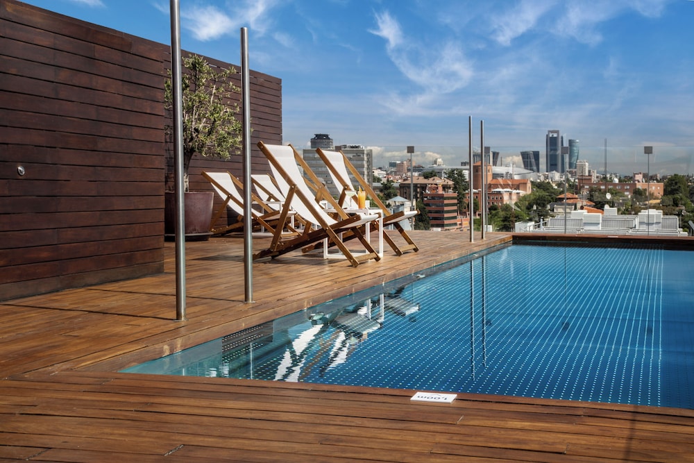 Melia Madrid Serrano 68/71