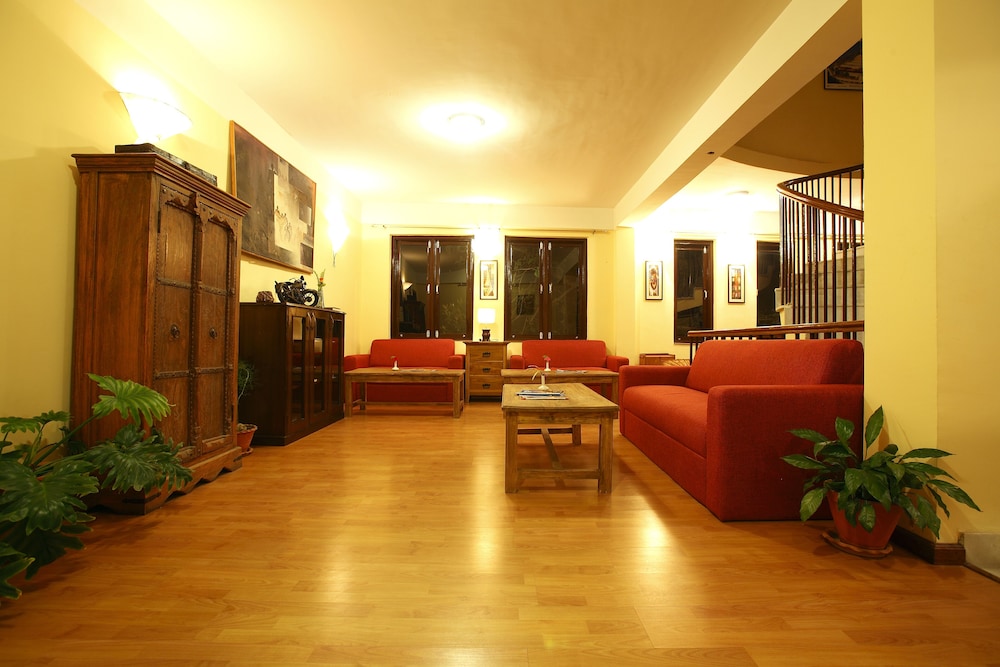 Royal Astoria Hotel 21/35