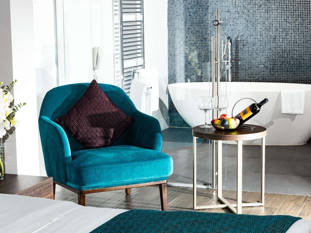 Mercure Almaty City Center 33/49