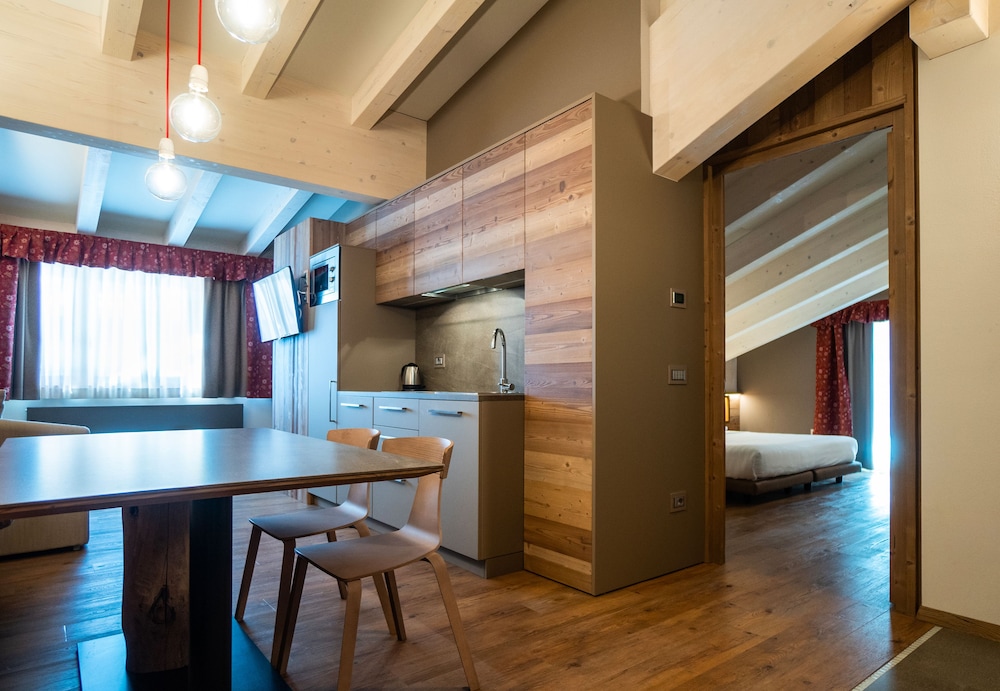 Residence Antares 64/81