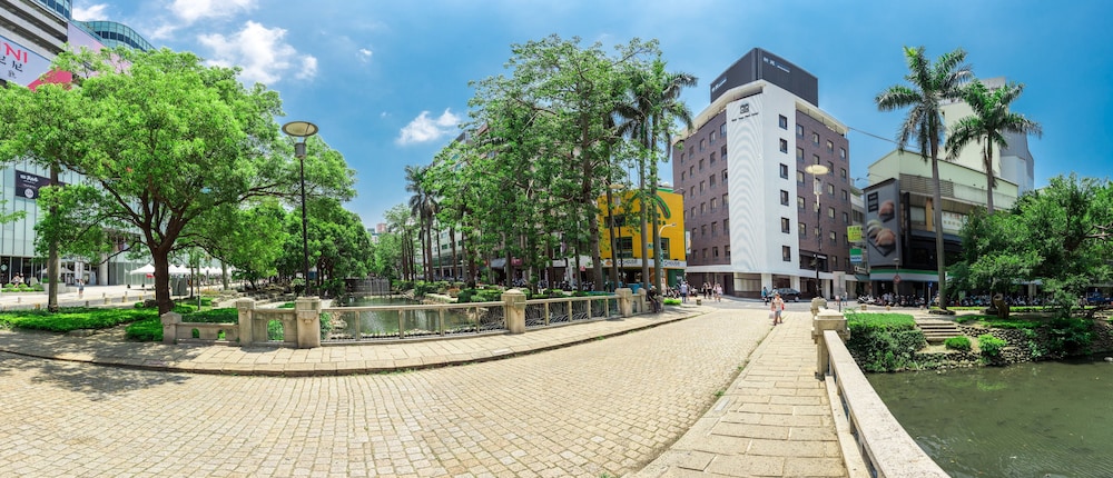 Shin Yuan Park Hotel 33/45