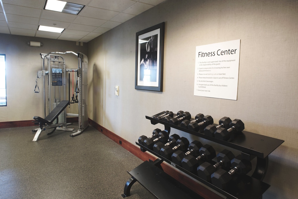 Holiday Inn Express Suites Urbandale Des Moines 36/50