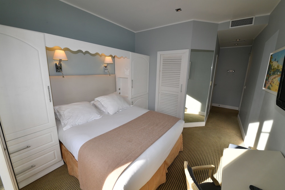 Hotel De Provence 20/70