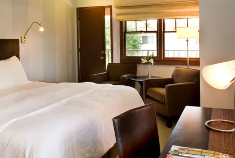 BASIC, QUEEN BED