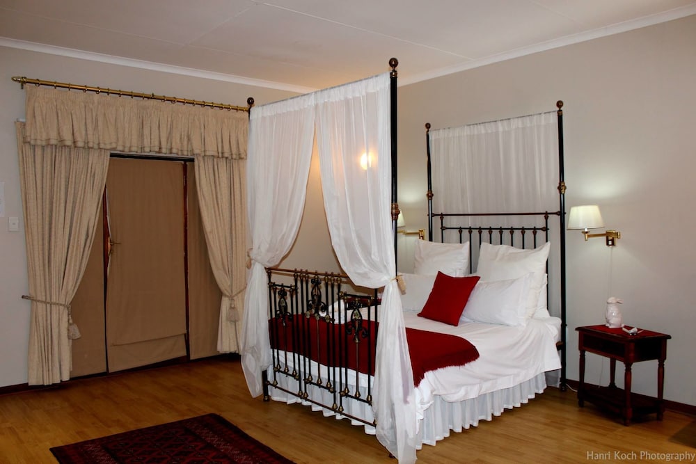 Beaufort Manor Country Lodge 2/40