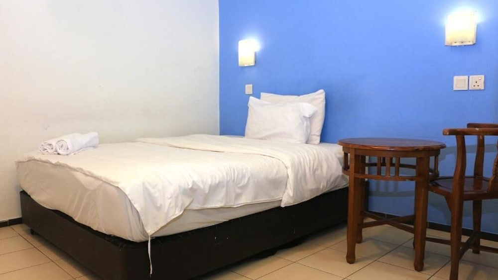 Oyo 421 Ihome Boutique Hotel 13/24