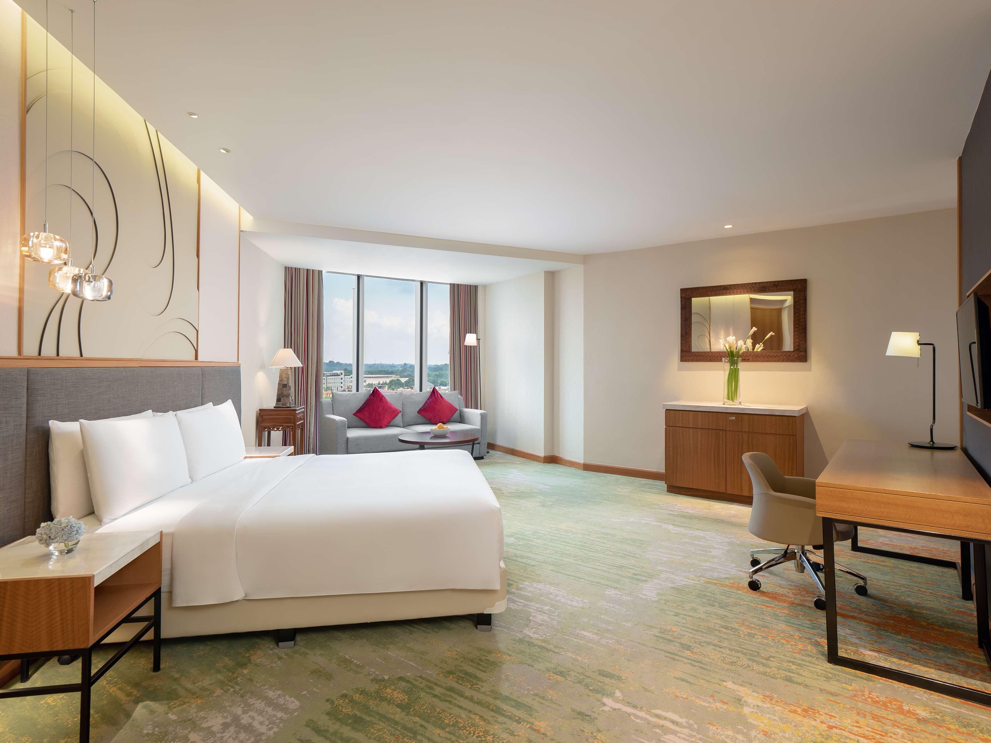 Deluxe, Suite