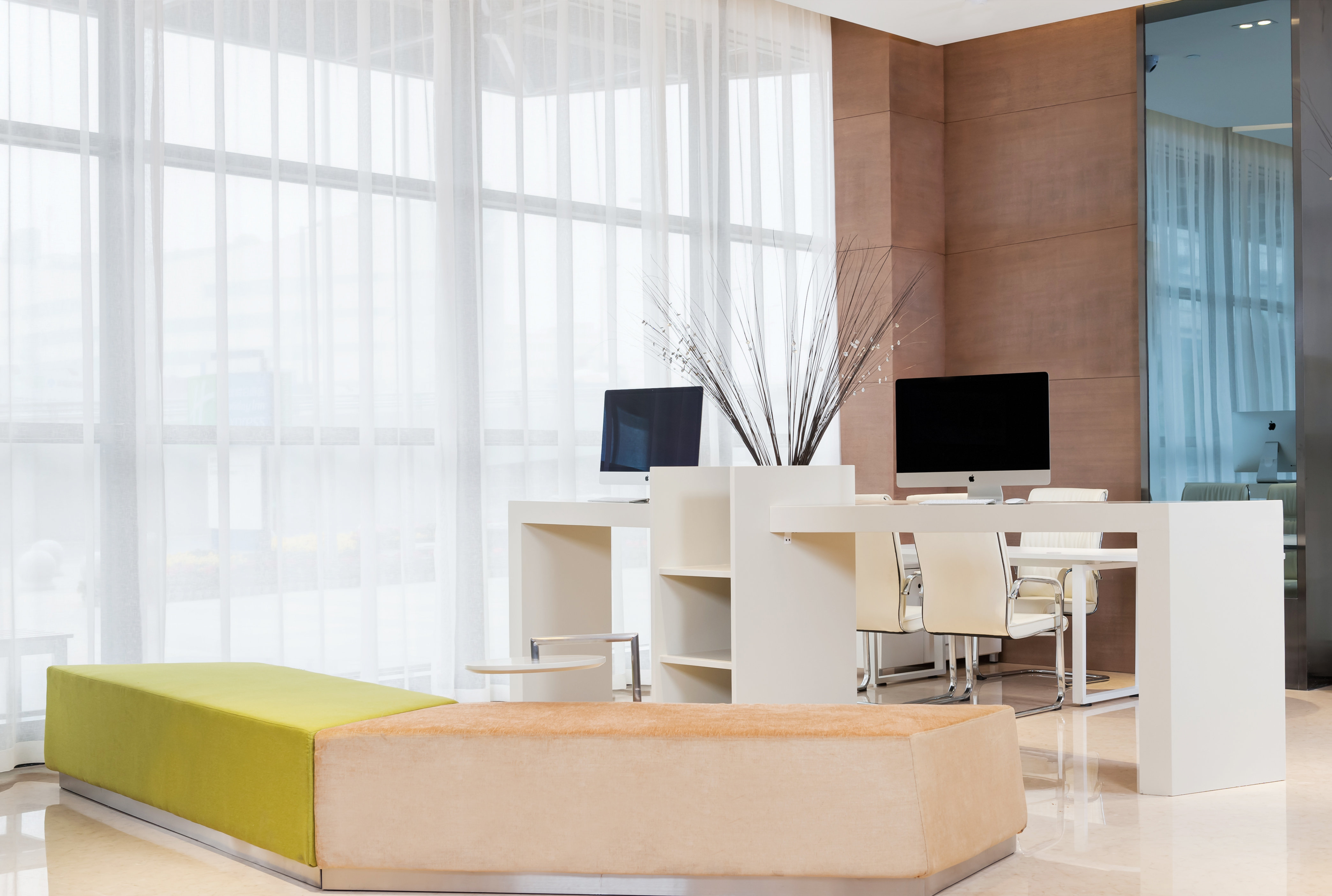 HOLIDAY INN EXPRESS CHENGDU WEST GATE 38/43