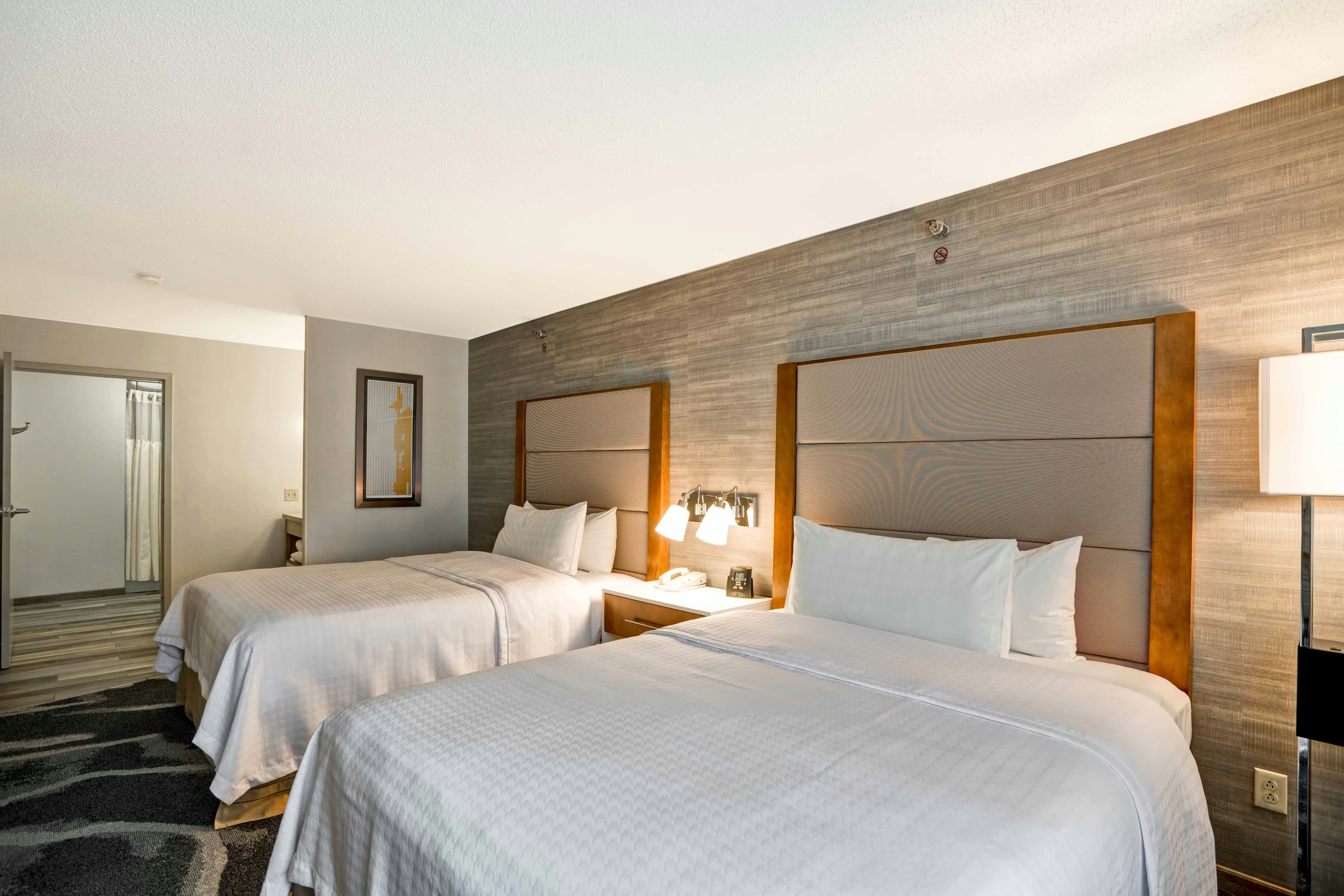 1 BEDROOM, SUITE, 2 QUEEN BEDS