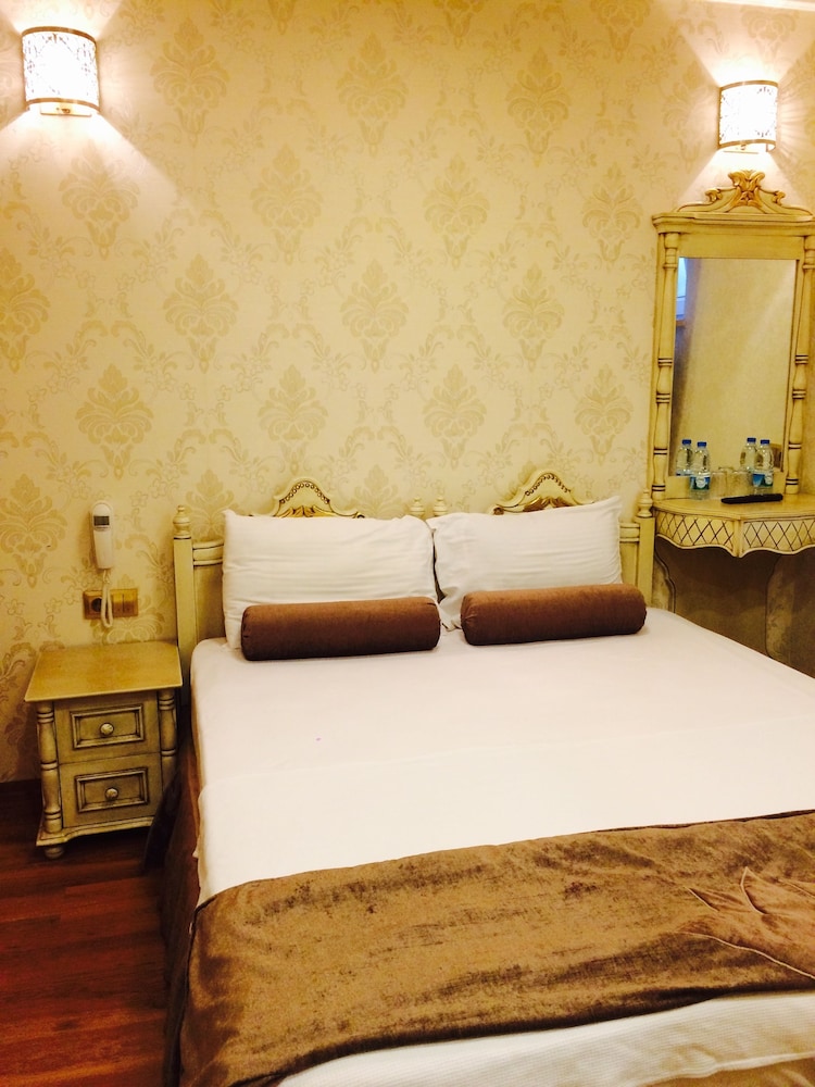 Kaftan Hotel 29/75