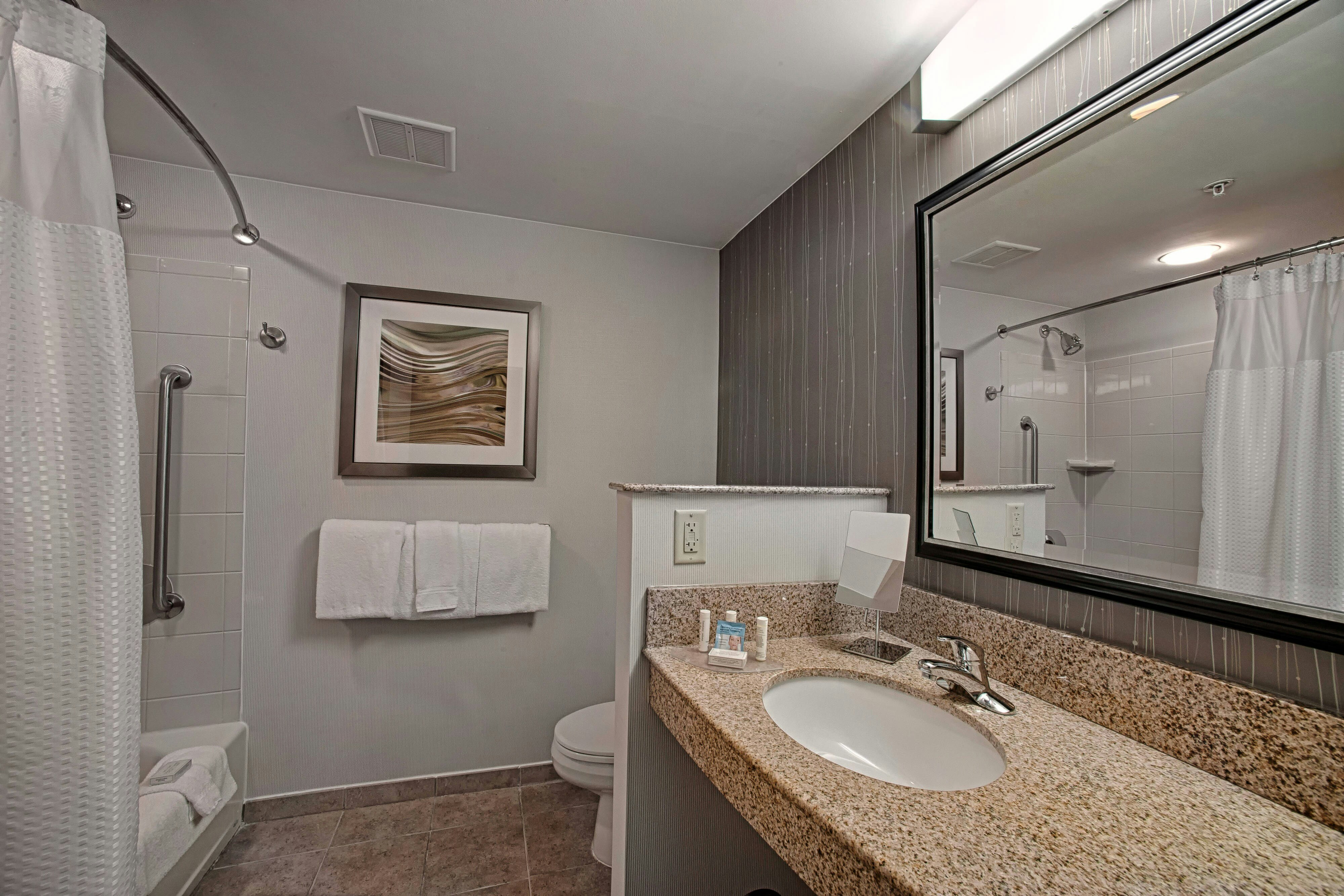 Courtyard By Marriott Wall At Monmouth Shores Corporate Park 30/30