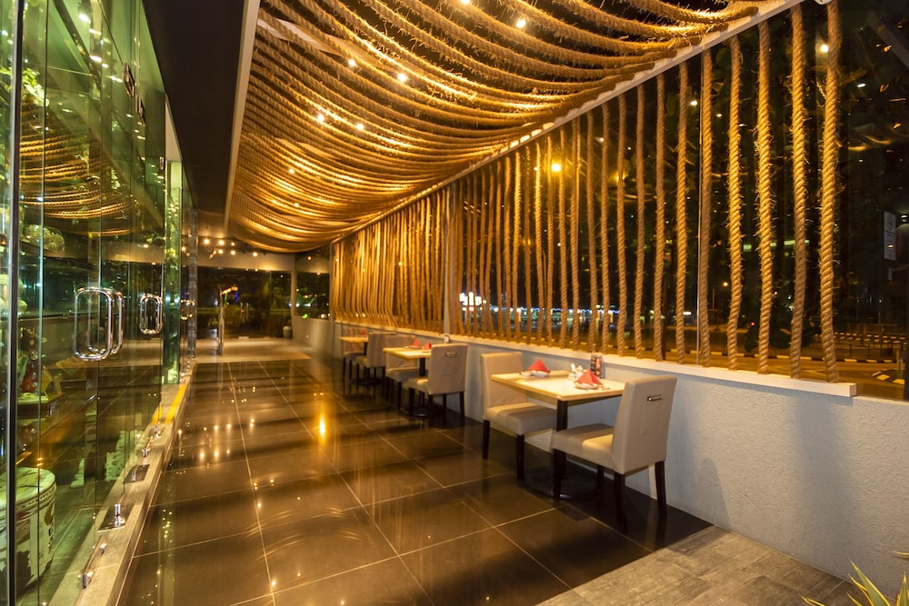 Kinta Riverfront Hotel And Suites 27/63