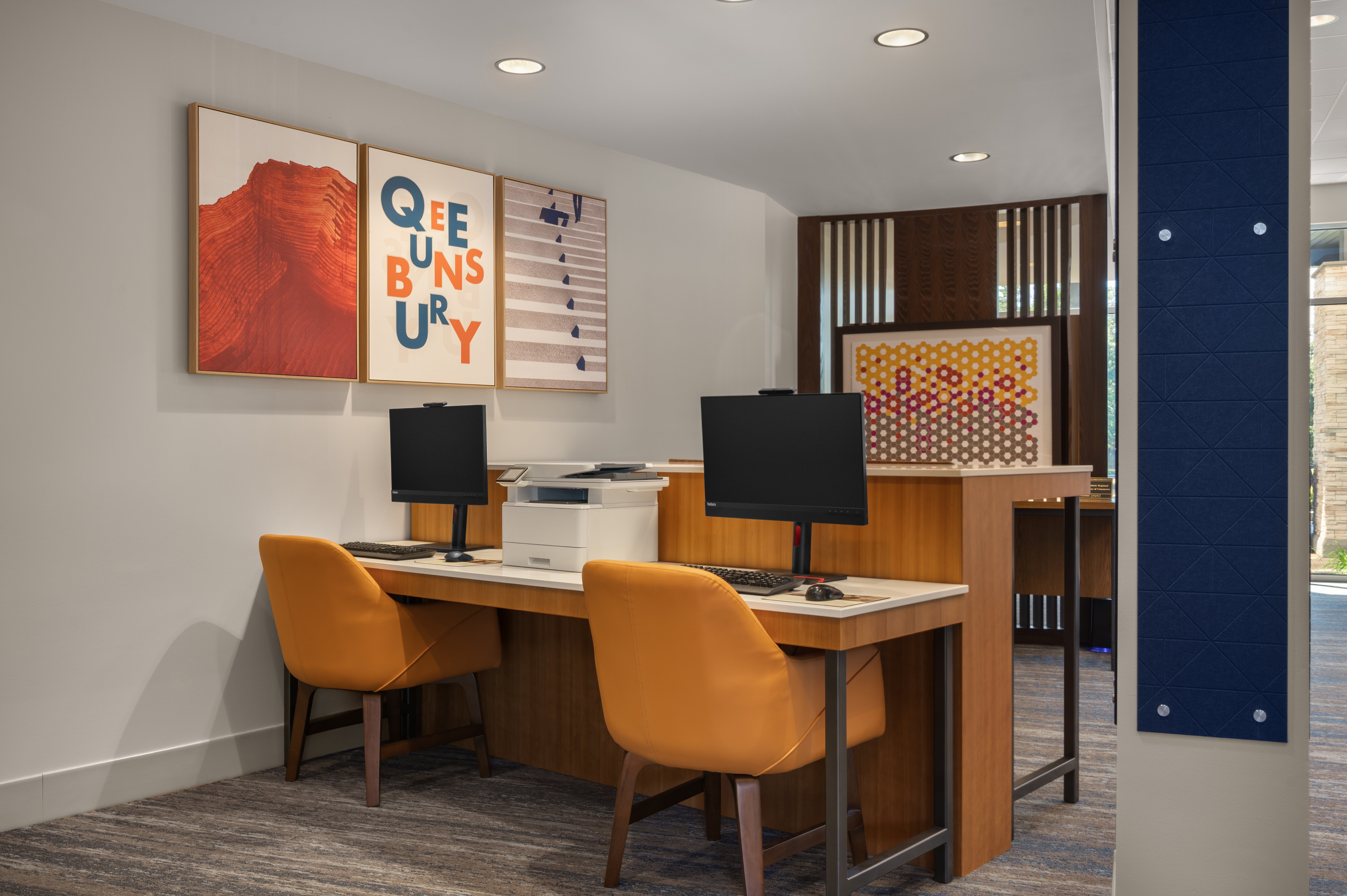 Holiday Inn Express & Suites Queensbury - Lake George Area 65/71