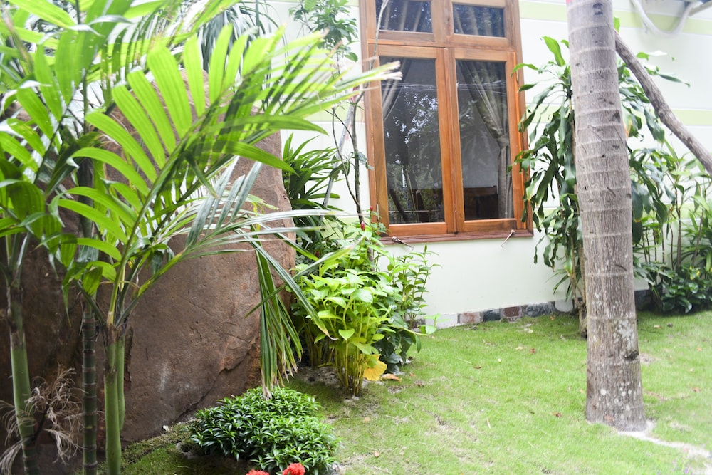 Ngoc Viet Bungalow 10/42