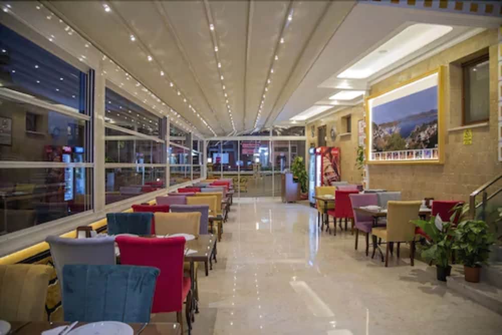 Kayi Hotel 26/44