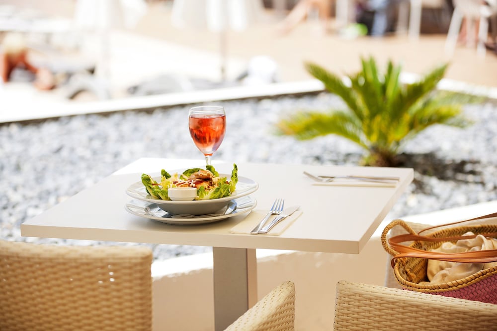 Sunprime Waterfront - Adults Only 20/36