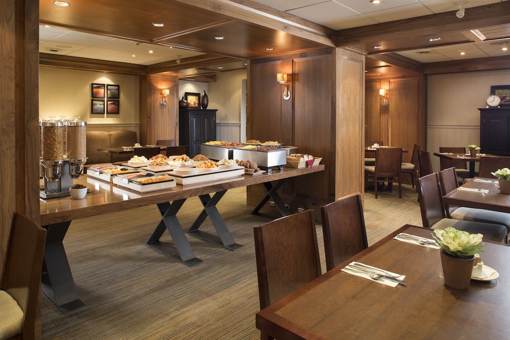 Banff Aspen Lodge 45/58
