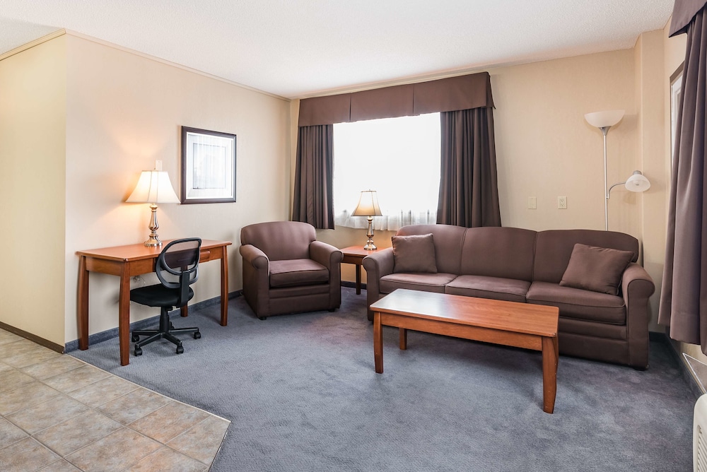 Coast Swift Current Hotel 47/65