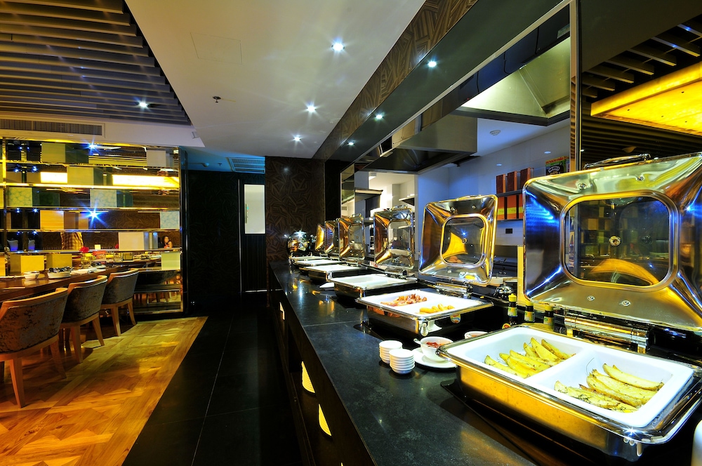 Hotel Citrus Sukhumvit 13 by Compass Hospitality 53/70
