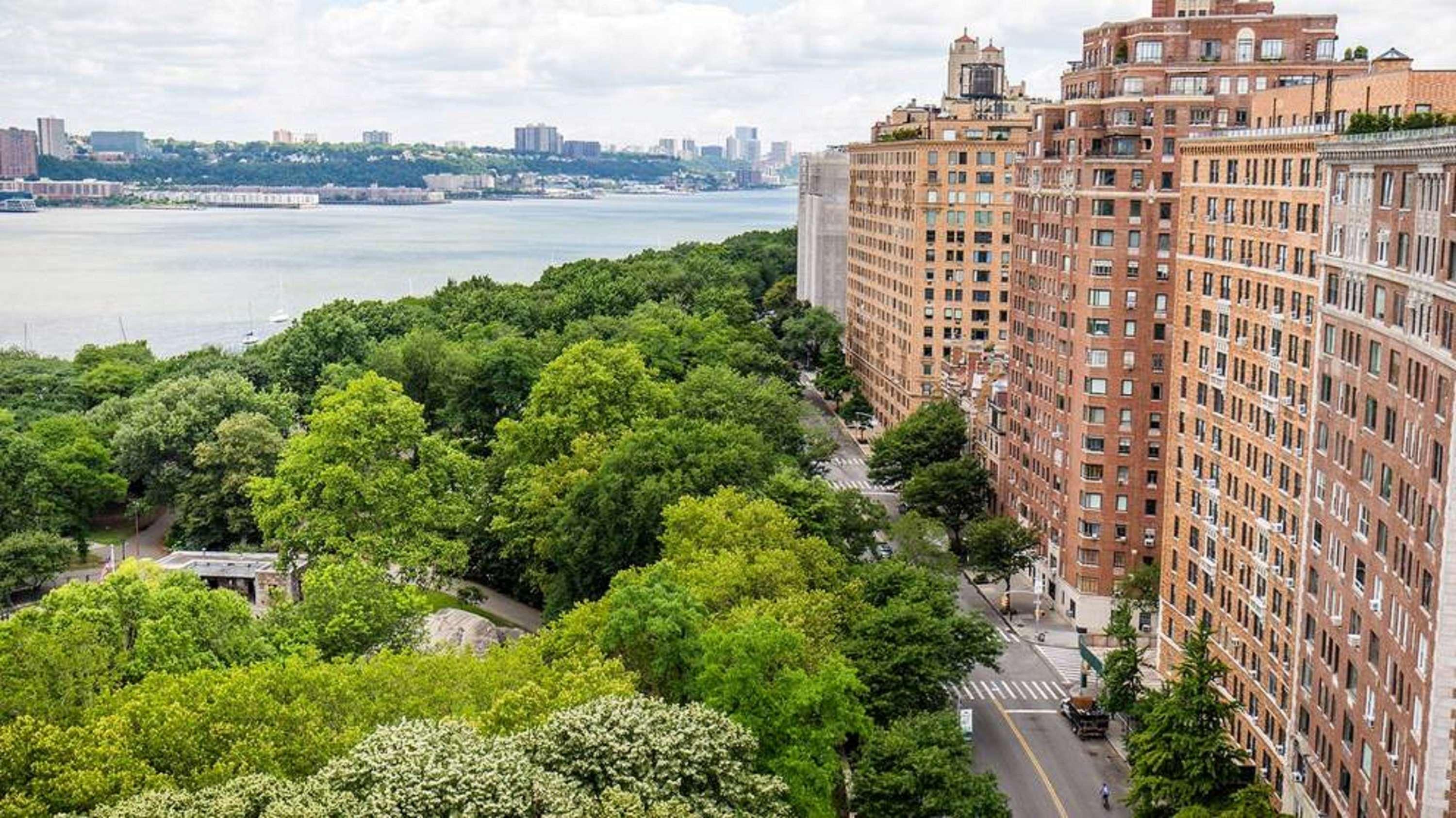 Riverside Tower 71/73
