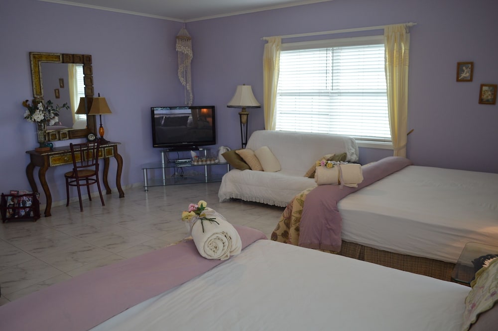Adonai Hotel Boutique Bed And Breakfast 69/93