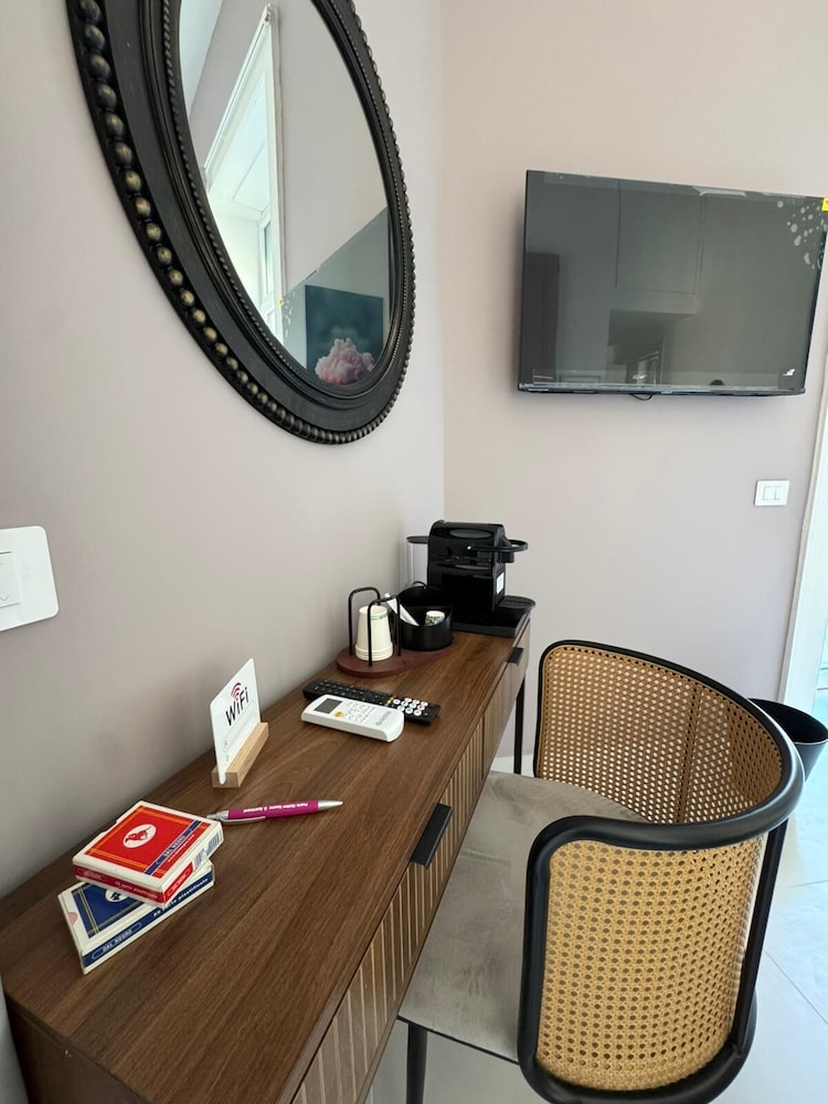 Poerio Station Rooms & Apartment 33/50