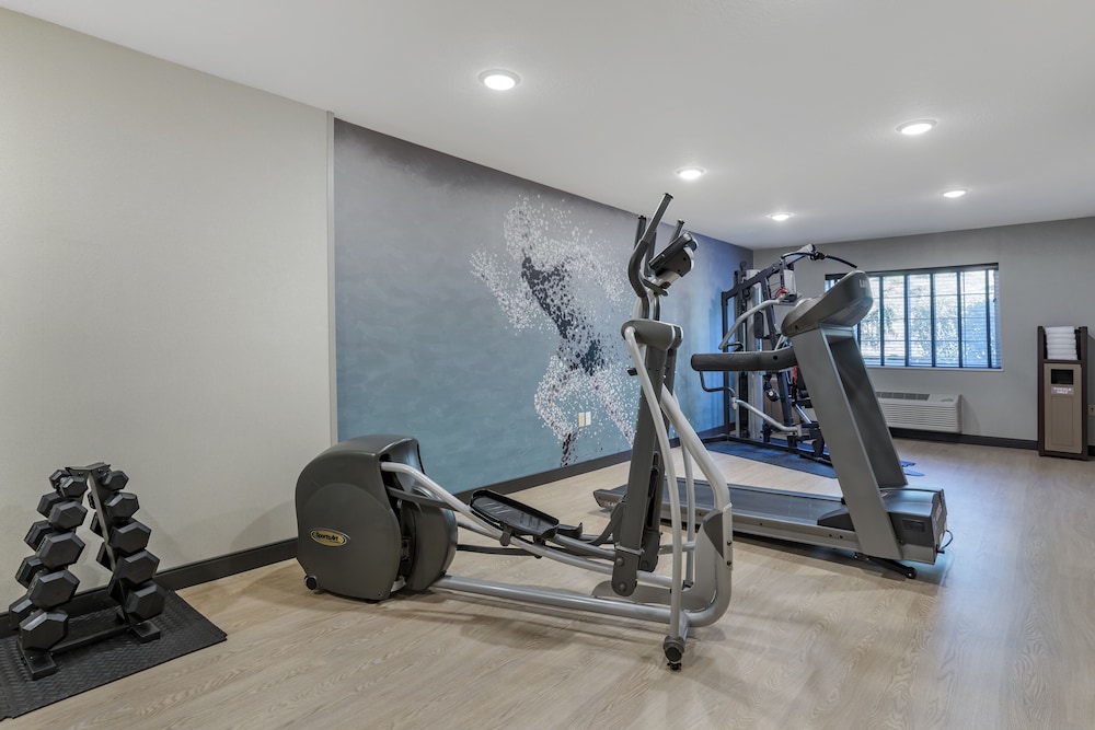 Comfort Inn & Suites Tualatin - Lake Oswego South 37/60