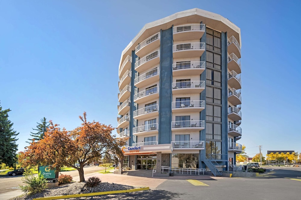 Comfort Suites Idaho Falls 38/50