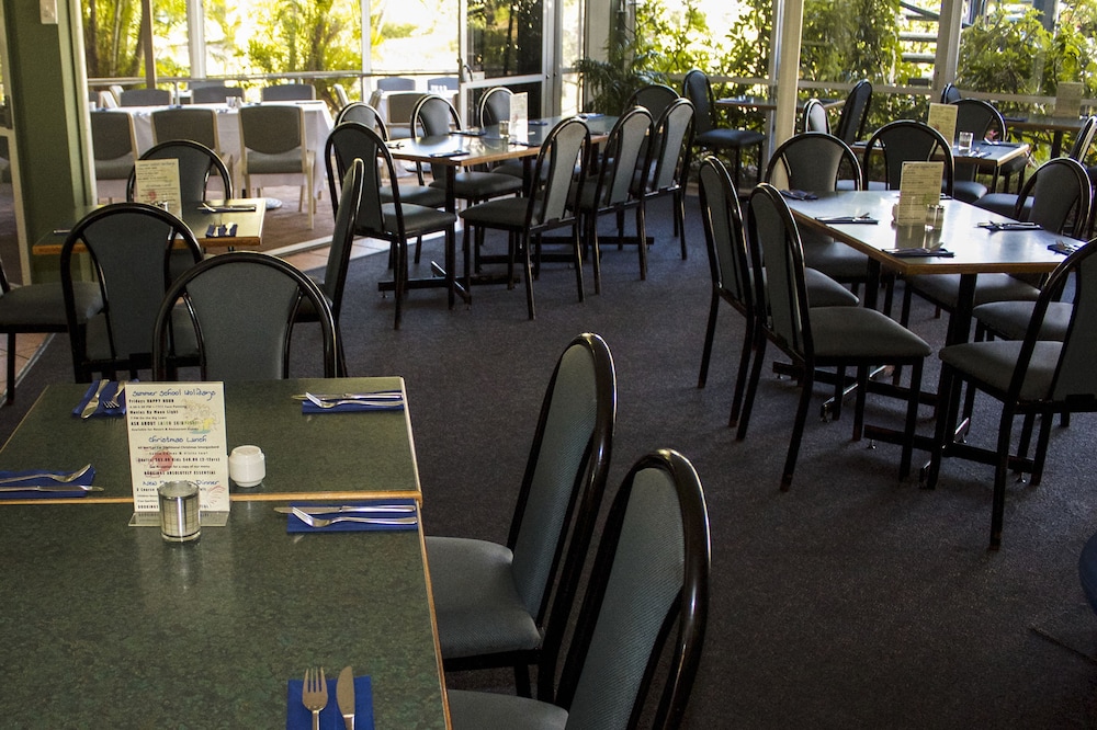 Kellys Beach Resort 30/49