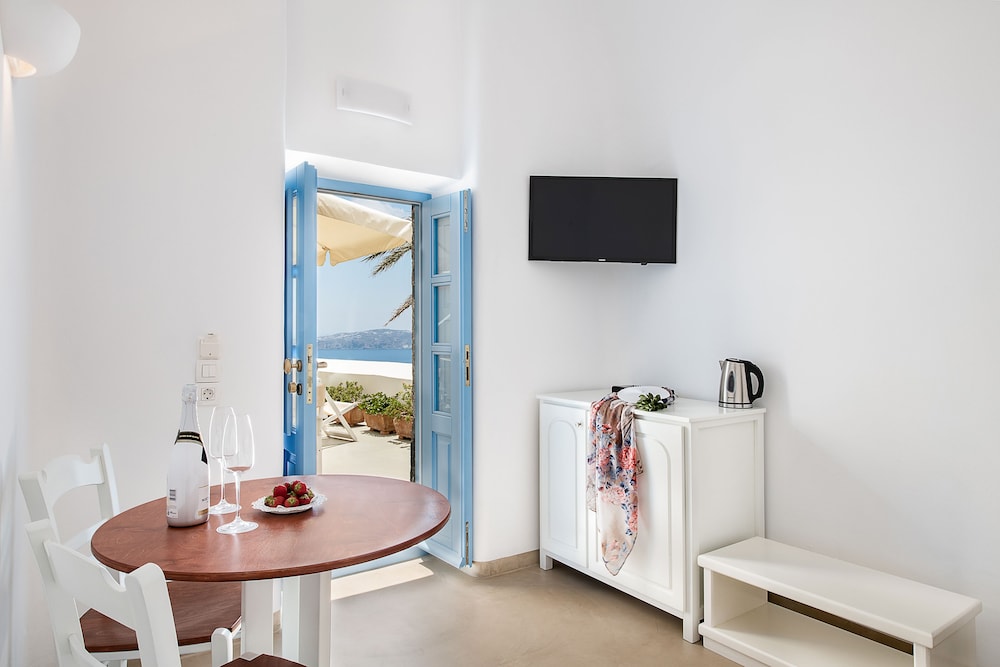 Pantelia Suites Santorini 59/71