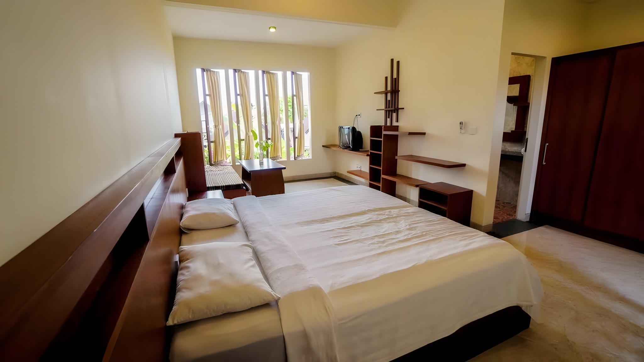 Semi Room, Standard, Semi Double Bed