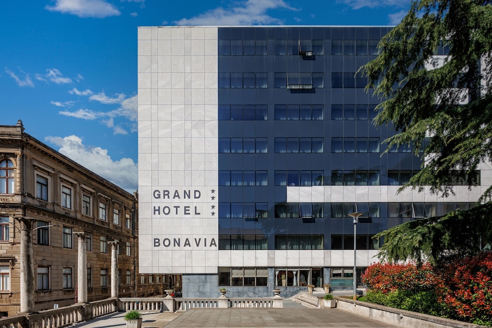 Grand Hotel Bonavia 3/74