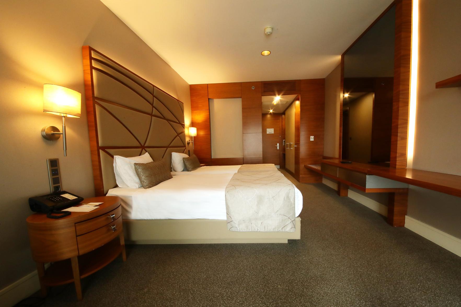 Connecting, Superior, King Bed, Land View, Sofa