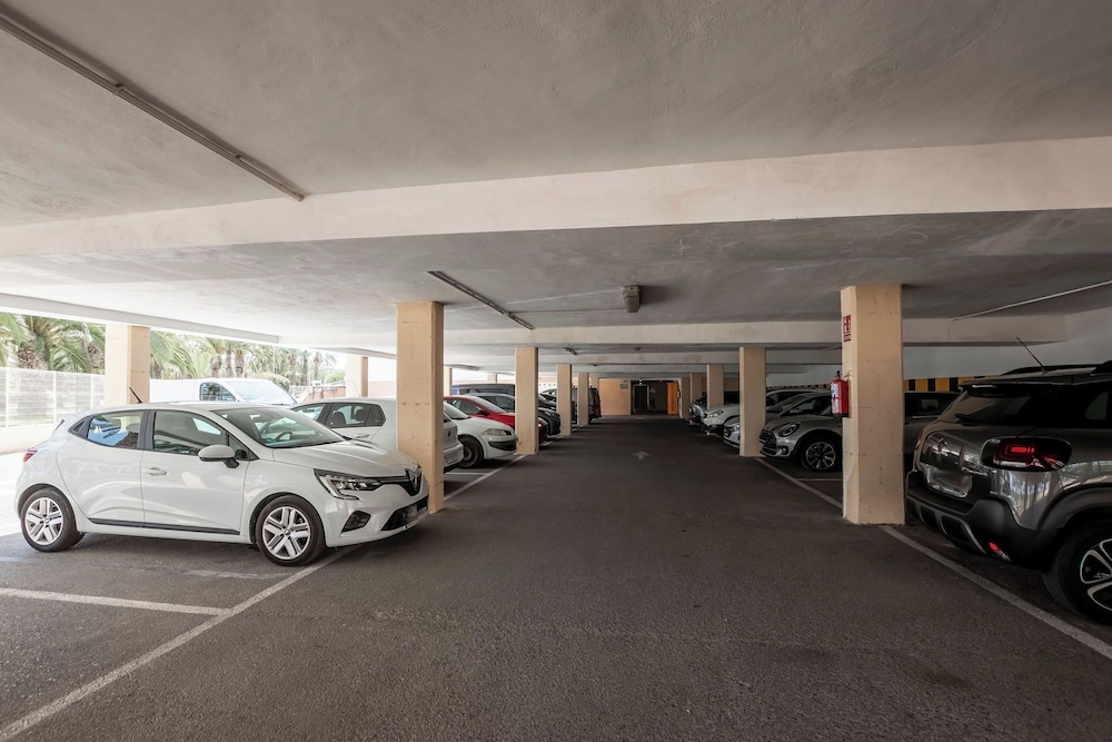 Travelodge Alicante Puerto 71/82