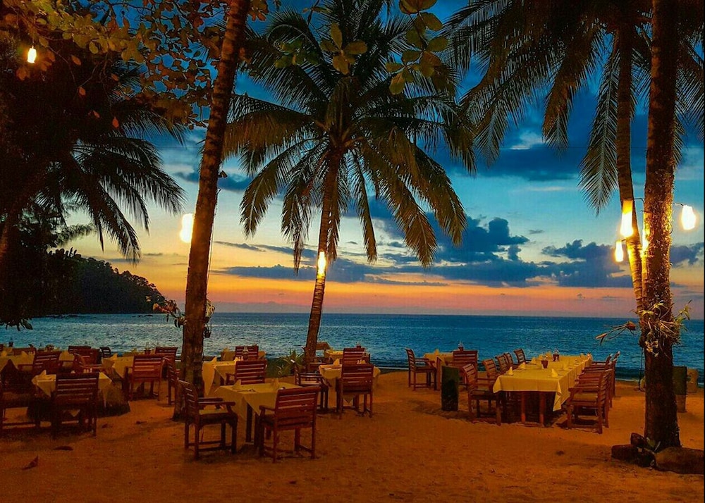 Khaolak Paradise Resort 8/61