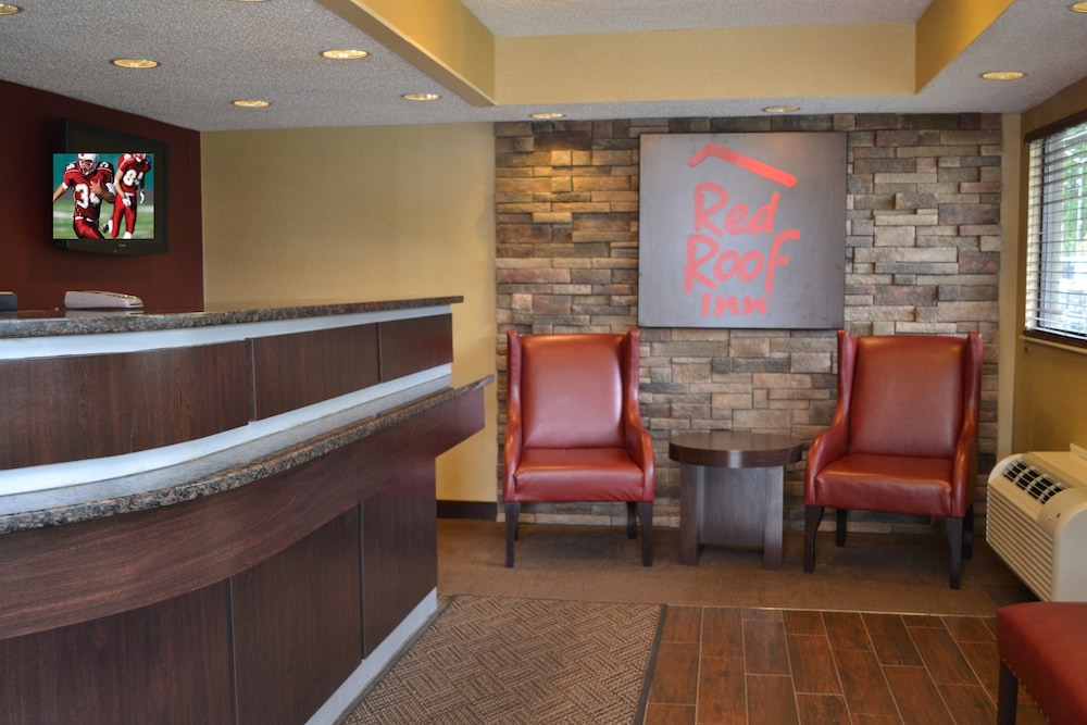 Red Roof Inn Elkhart 6/23