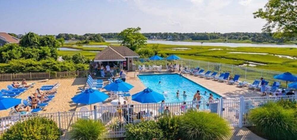 Bayside Resort Hotel 3/73