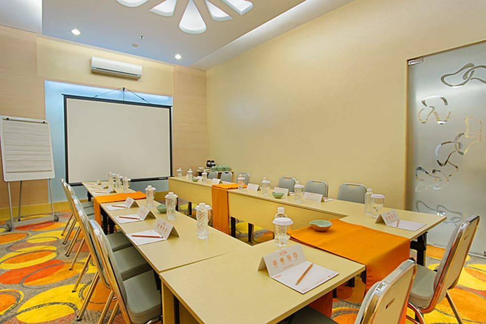 Harris Hotel And Conventions Ciumbuleuit 33/45