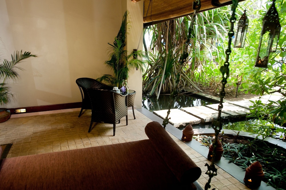 Reef Villa Spa 32/50