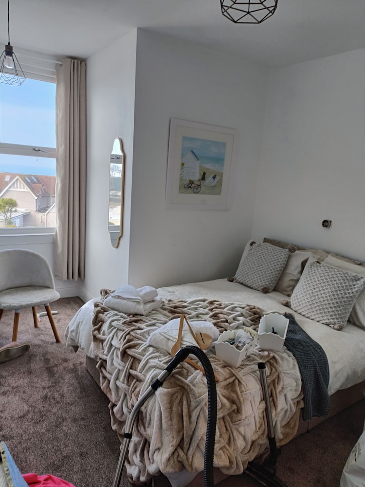 Tregella Guest House 12/50
