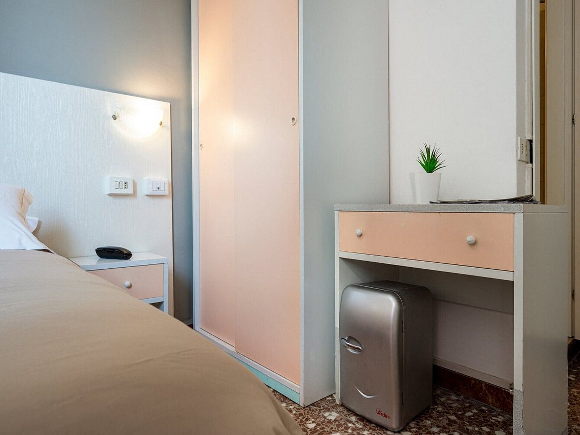 Standard, Double or Twin Bed, Terrace